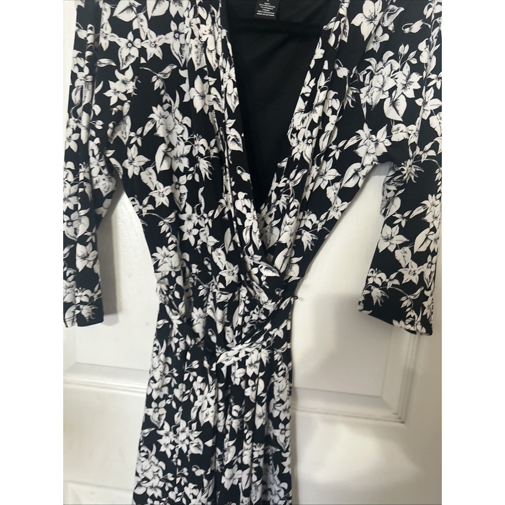 LIZ CLAIBORNE Dress White Black 3/4 Sleeve Belted Faux Wrap Sz L Stretchy - Picture 3 of 4